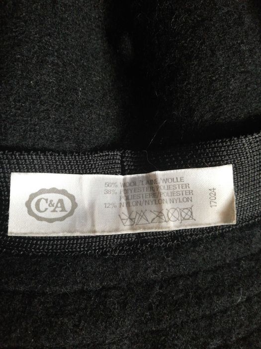 Vând pălărie dama, 50% lana, onesize