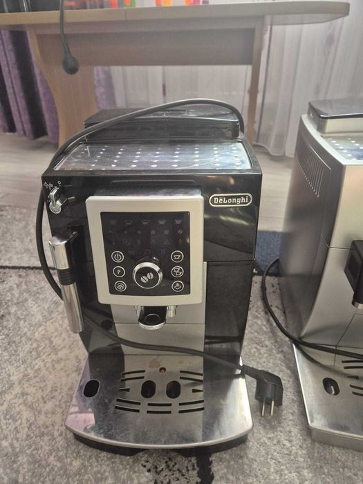Expresoare DeLonghi