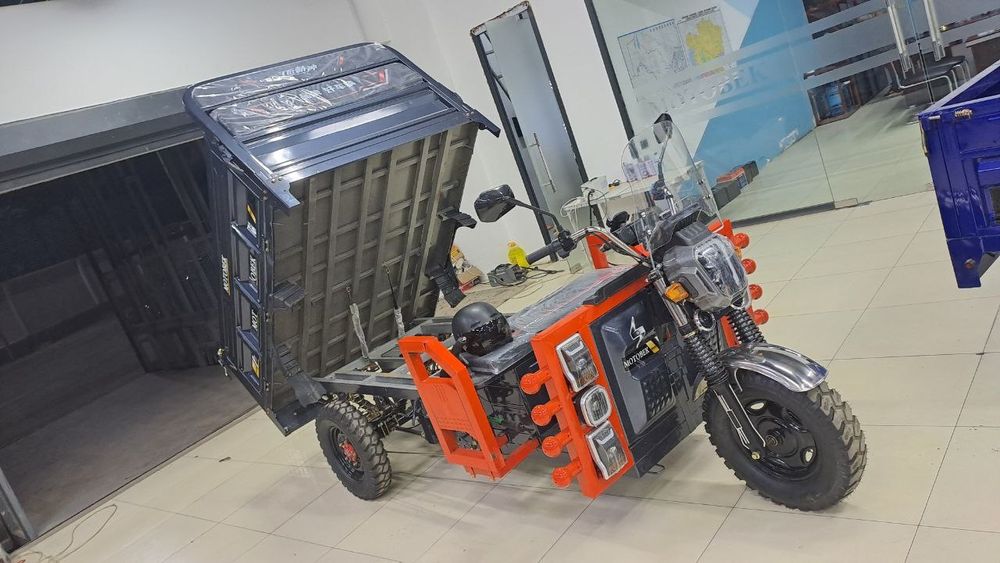 Motobek Elektro. Skutter