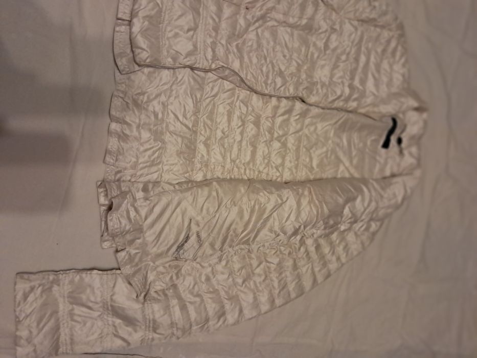 Geaca dama marimea S culoarea untului marca Marccain