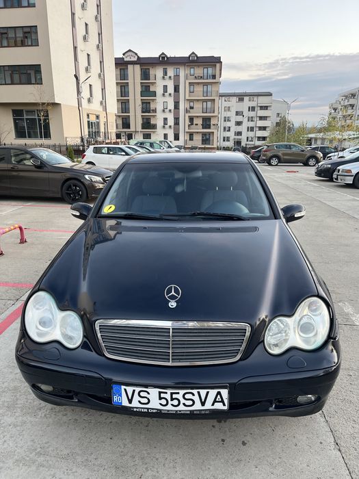 Mercedess ,de vanzare ,mai multe detalii in privat