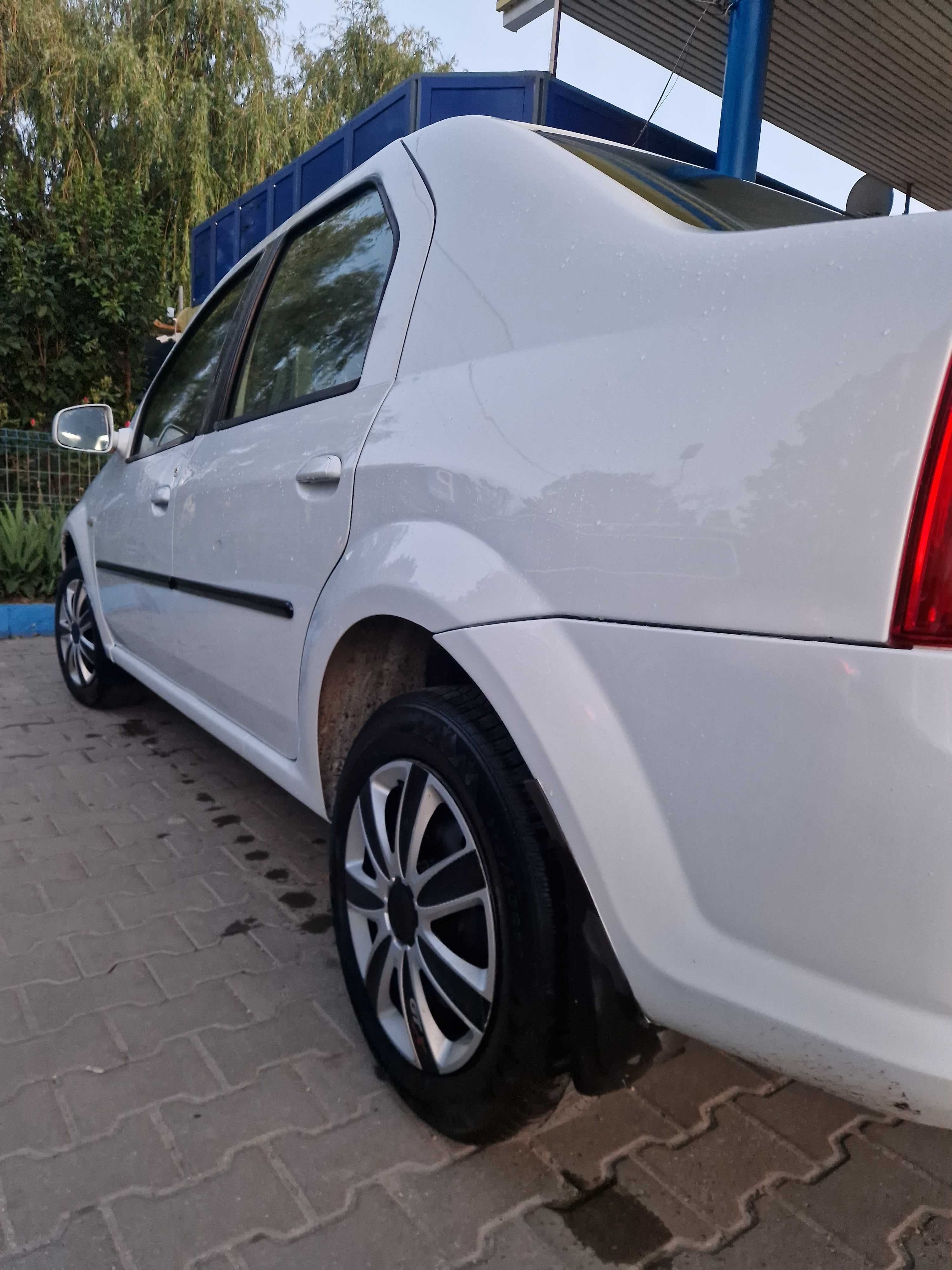Dacia logan1,5 2010