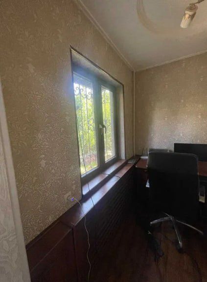 Квартира на Себзар -Анкара кебаб 5/1/5 общ пл 100м  балкон 2*6