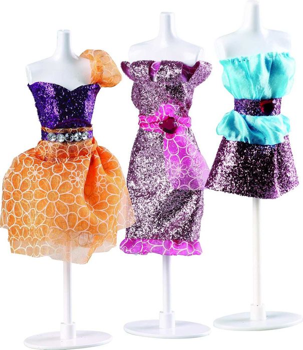 Детска шевна машина и аксесоари