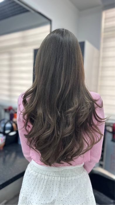 Наращивание волос стилист парикмахер