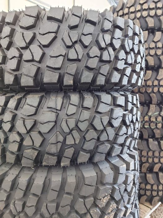 215/65 R16 anvelope Off-Road (Dacia, Suzuki, Land Rover etc.)