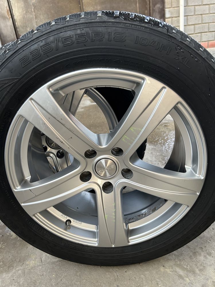 Продам шины с дисками Nokian WR SUV3 235/55 R18 104H в комплекте