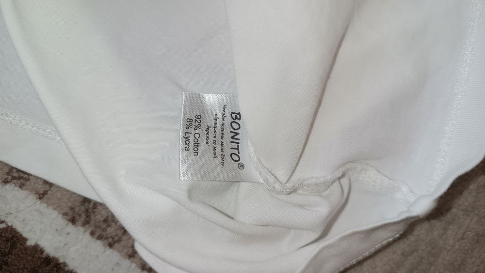 Белая кофта в отличном состоянии