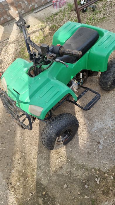 Atv 149 cm atv 110 Mărime Medie ,automat 2008/pornire telecomanda