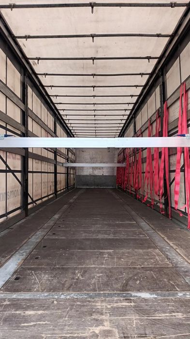 Semiremorca Schmitz cu alveola