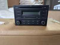 Casetofon Volkswagen RCD 200