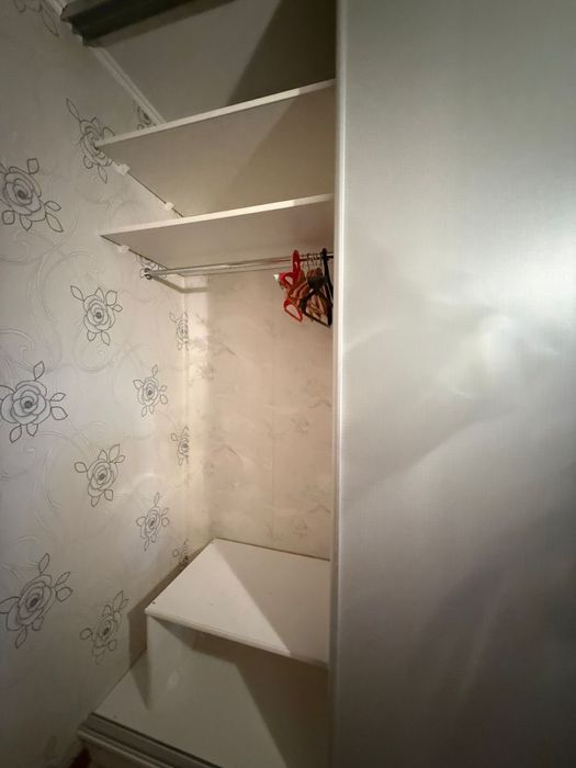 Продается шкаф купе в хорошем состоянии