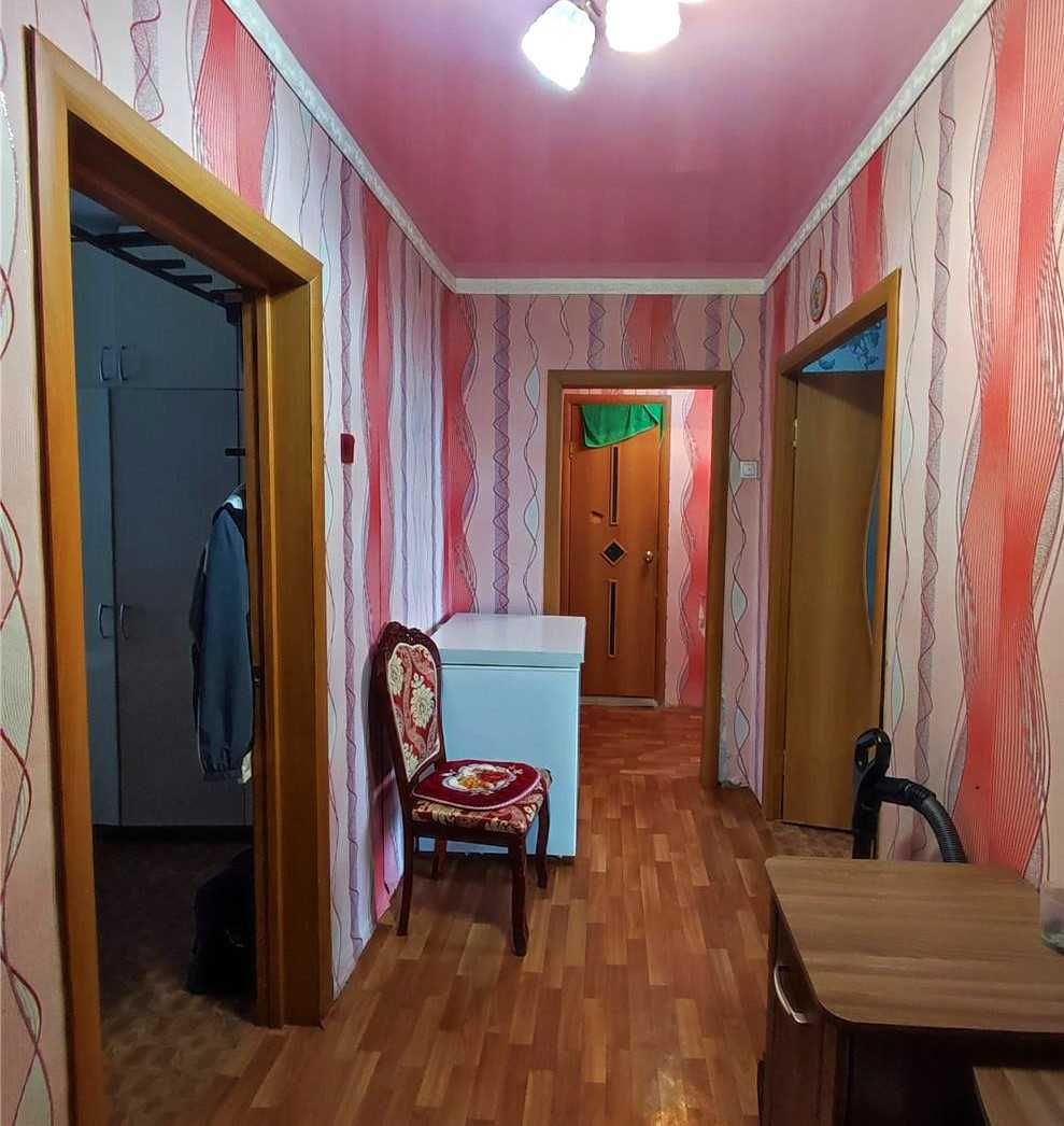 Продаю 3х комн.квартиру в центре, 4этаж, ул. Шерубай Батыра.