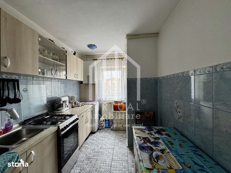 Apartament cu 3 camere, 55mp utili + 2 balconae, etaj 2/5, Valea Aauri