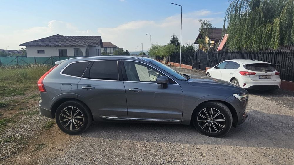 Vand Volvo XC60 culoare gri