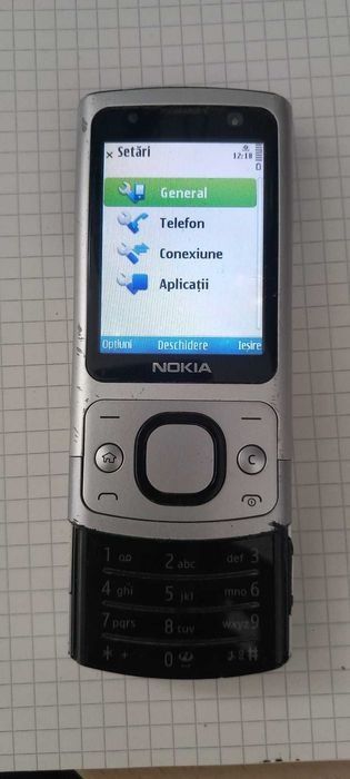Telefon Nokia 6700s