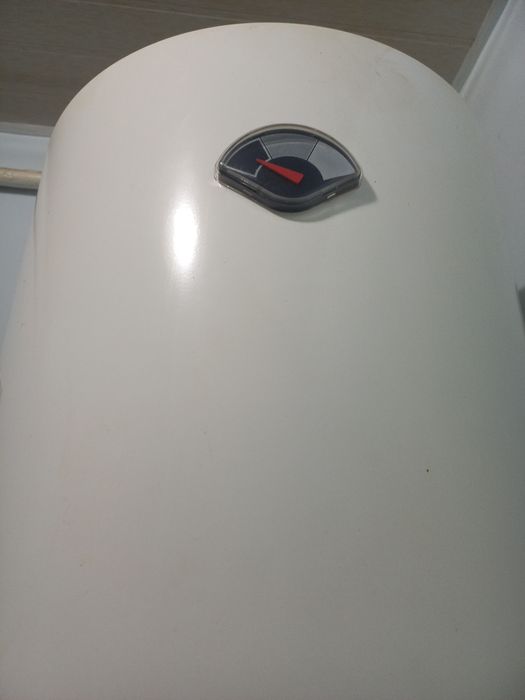 Аристон 100литровый продам