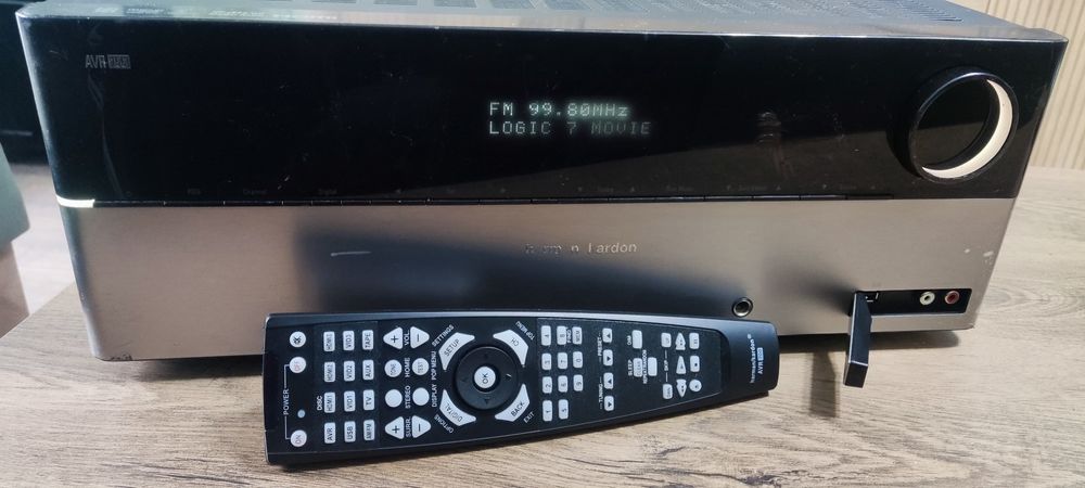 HARMAN KARDON AWR 156  С USB  и оригинално дистанционно