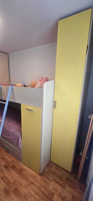 Dormitor cu paturi supraetajate pentru copii!!!