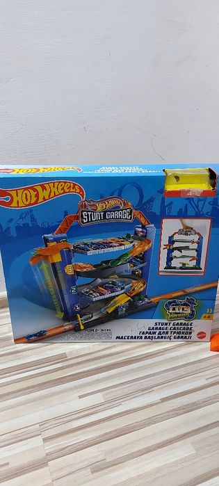 Hot wheels паркинг / хот уийлс паркинг