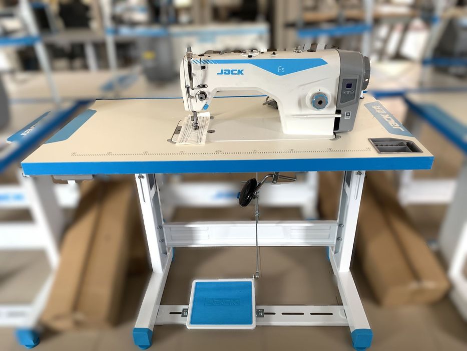 Vand echipamente industriale SH Atelier croitorie complet utilat