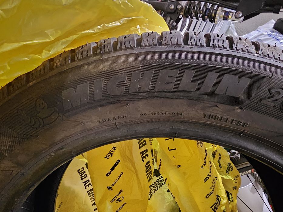 Michelin 205/55/16 DOT0719