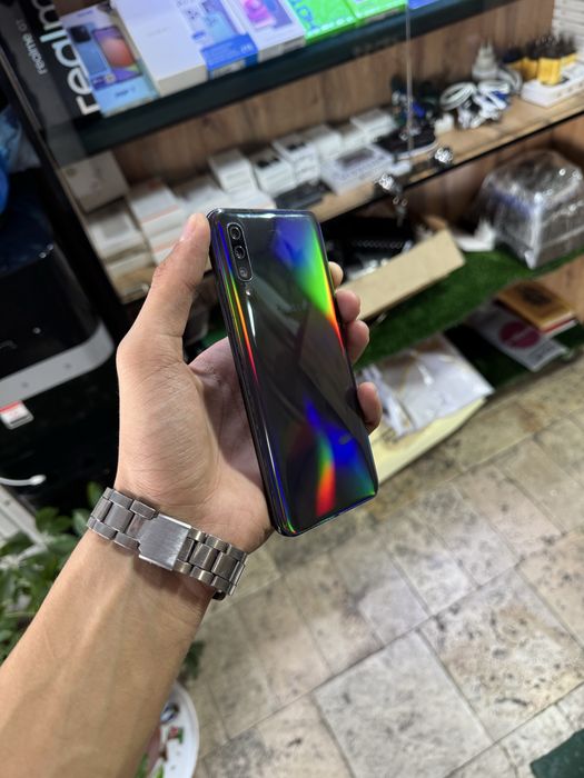 a 50 128 gb ideal