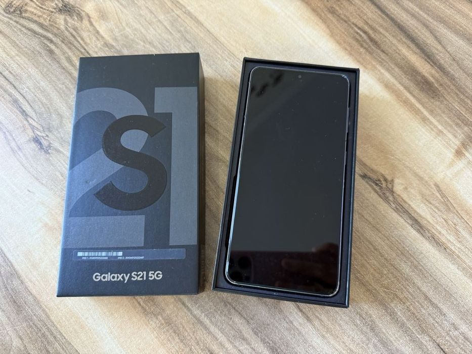 Продам Samsung S21