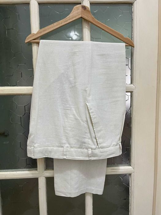 costum alb barbati nr 54 stare impecabila