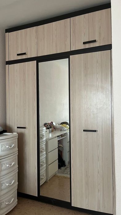 Продам шкаф! Срочно!