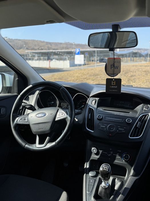 Inchiriez masina  pentru BOLT/UBER Ford Focus 2018  ,casa de marcat