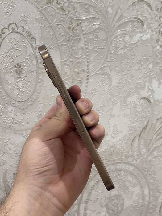 Iphone 16 pro max sim