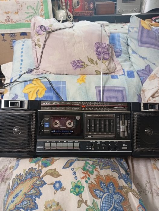Radio caset JVC auto revers PC 30