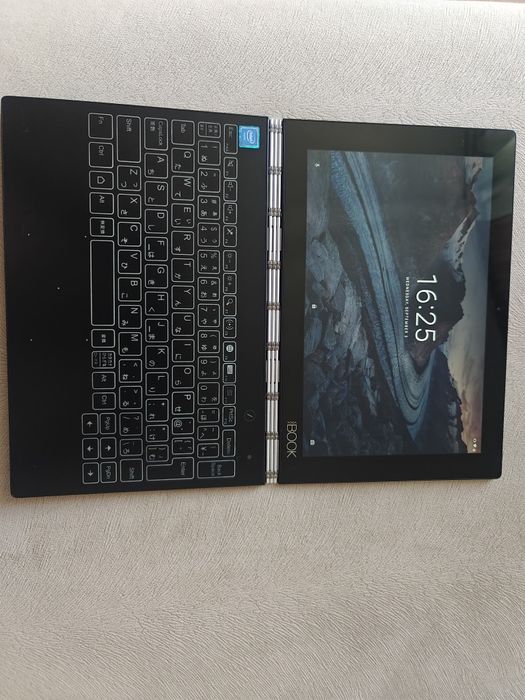Lenovo Yoga Book YB1-X90F – Nou, varianta premium cu stylus + carnet