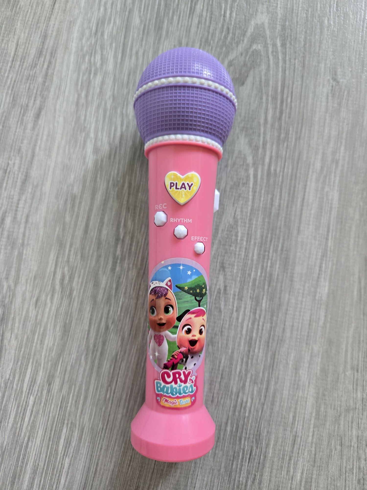 Разнообразни детски играчки