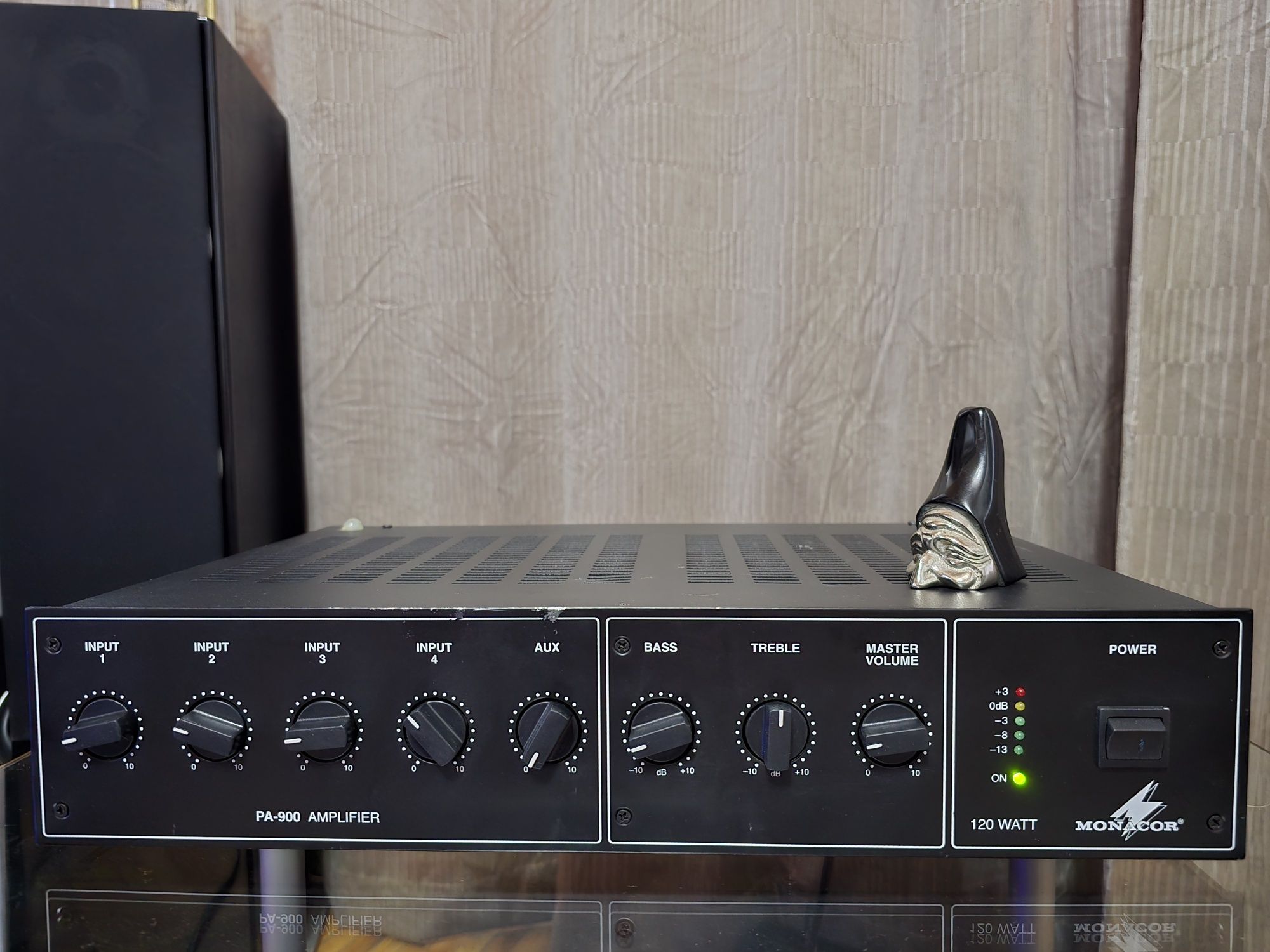 Amplificator Monacor PA900