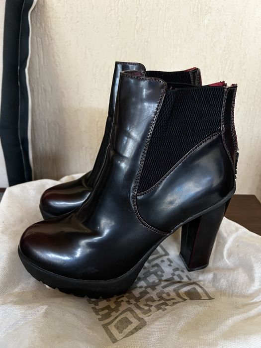 Sandale / ghete dama nr 39