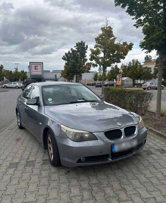 BMW 520i, 2.2 benzină