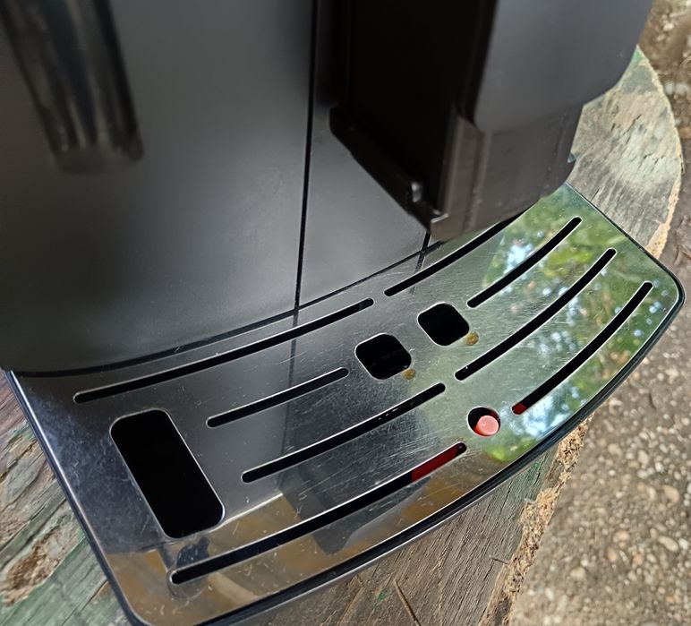 Râșniță încorporată, cafea măcinată, spumare cafea, SAECO INTELIA