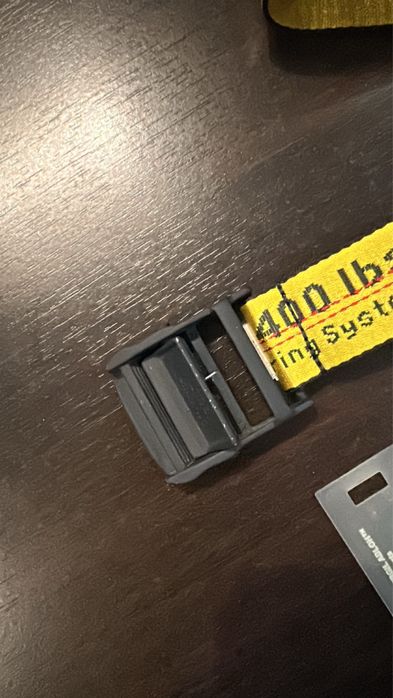 Curea Off white Short Belt