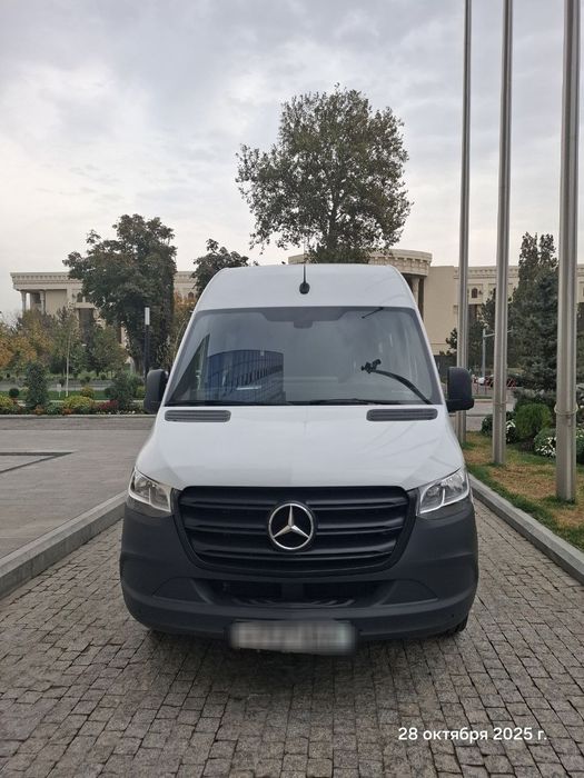Продаётся микроавтобус Мерседес Спринтер