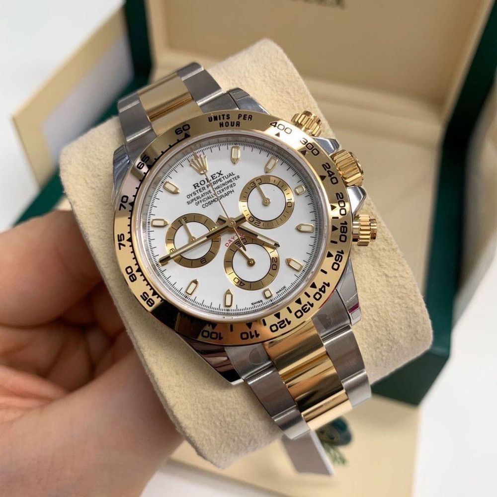 Rolex daytona cosmograph white dial