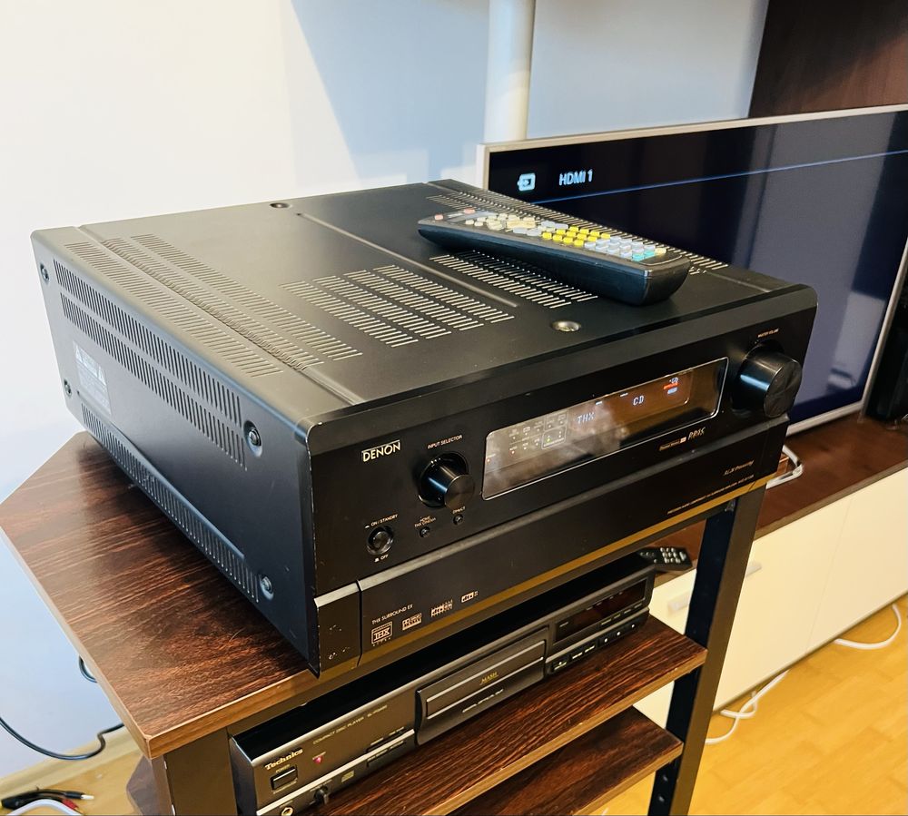 Receiver 7.1 /Stereo Denon AVC-A11SR 125W/canal