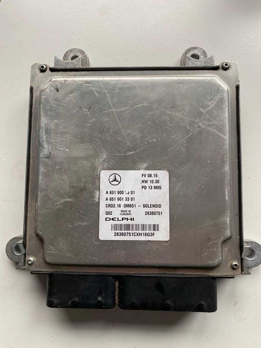 ECU Mercedes-Benz OM651 A6519005301 A 651 900 53 01