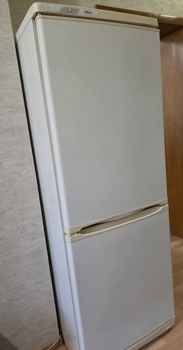 Продам холодильник