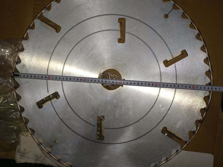 Продаются пилы высокого качества.