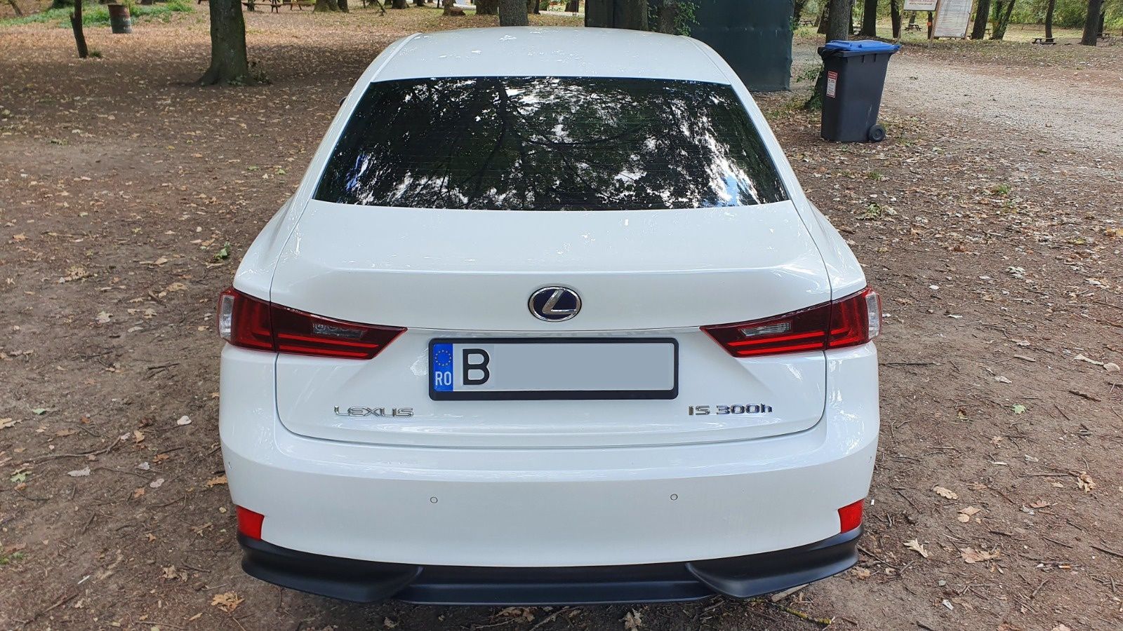 Lexus IS 300h, hybrid