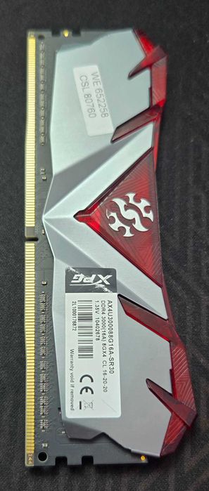 Рам Памет: ADATA XPG GAMMIX D30 8GB DDR4 3000Mhz