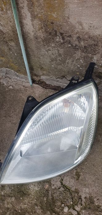 Far ford fiesta 2003