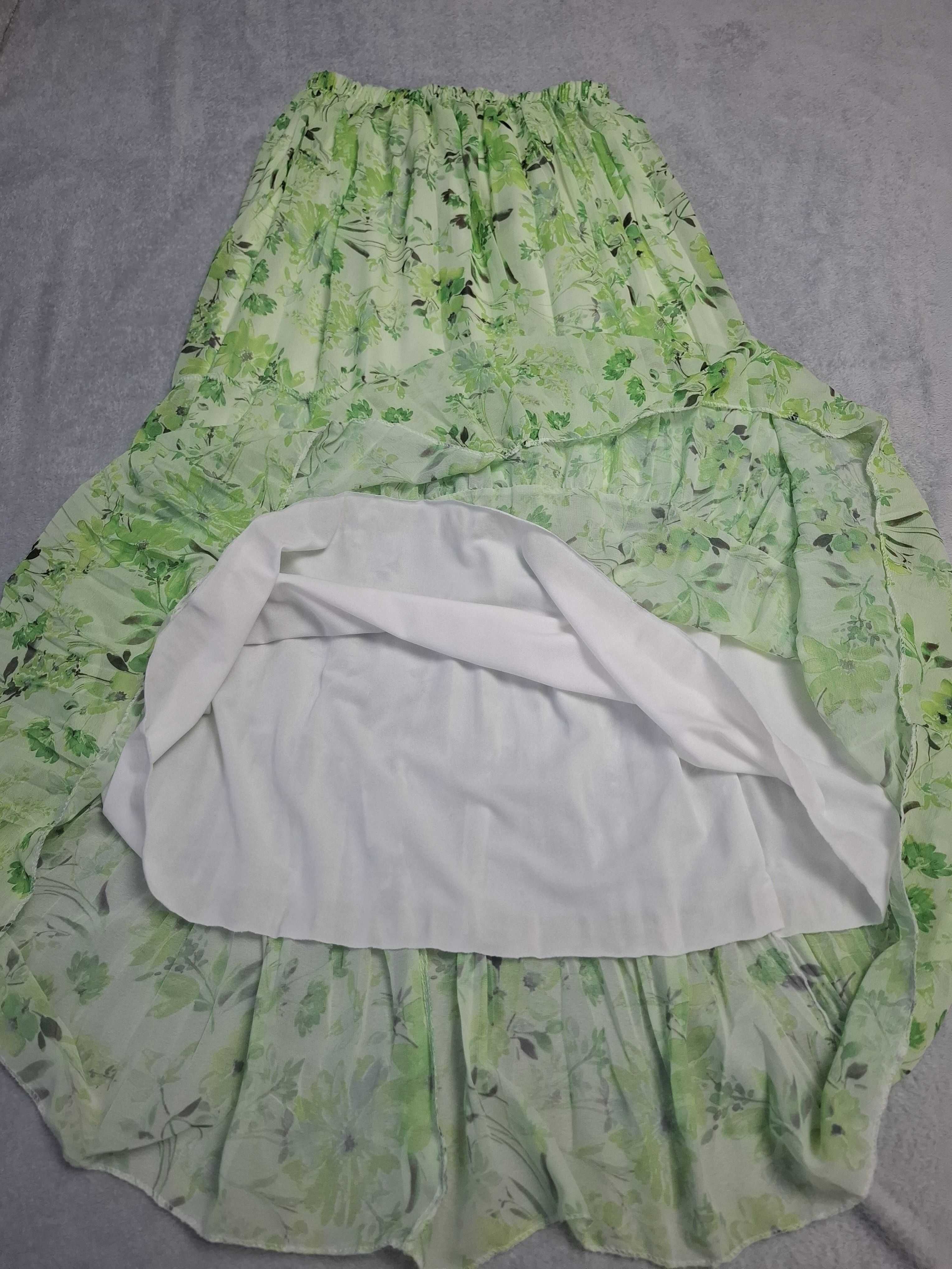 Fuste de diverse marimi (M-XL) si culori